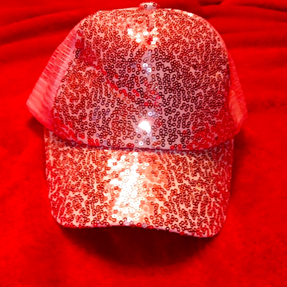 FANCY BASEBALL CAP. Pink sequin, mesh hat.